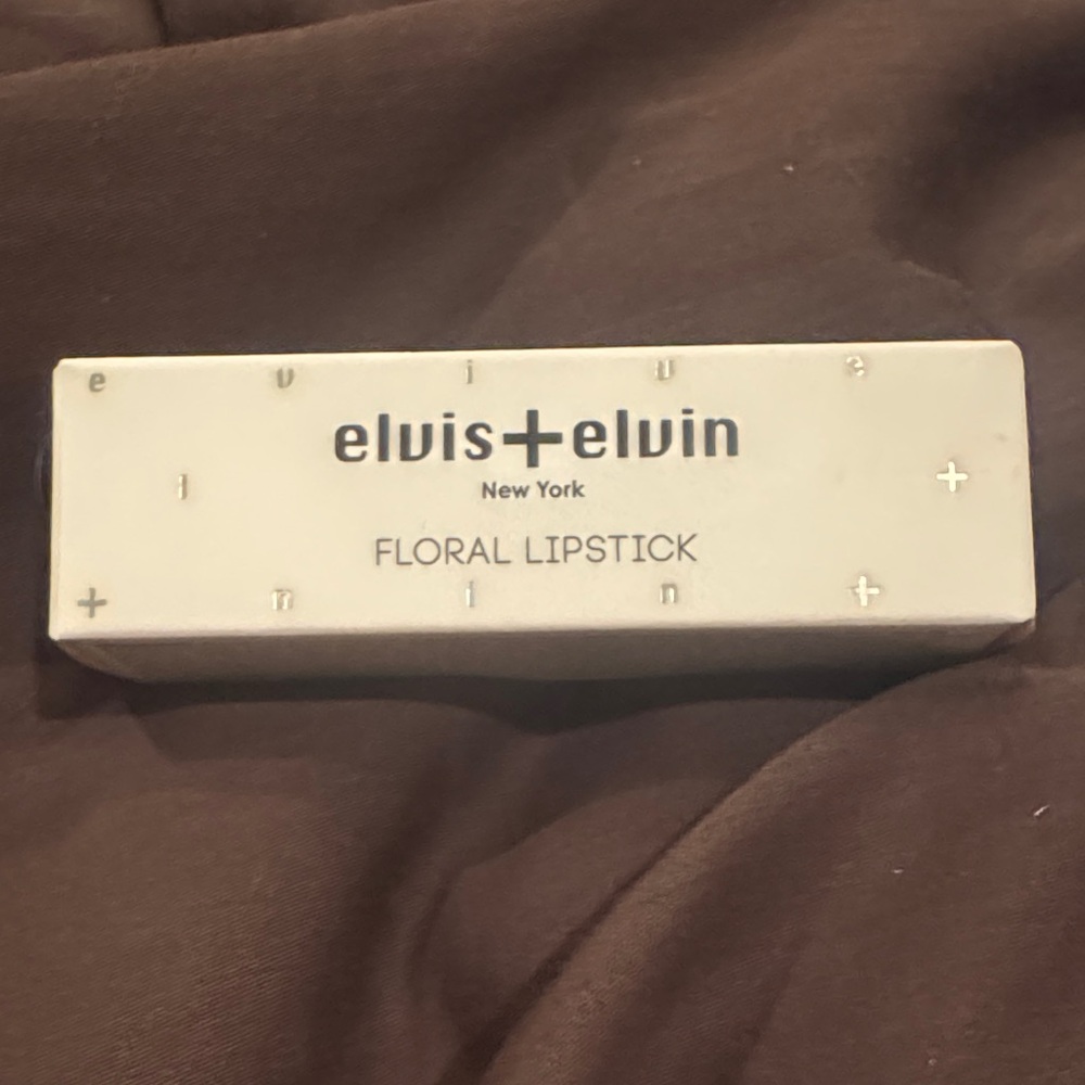 Floral Lipstick - Elegant Pink